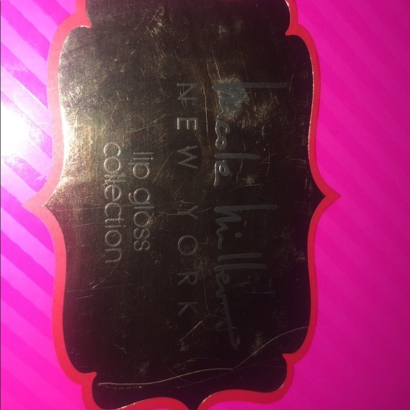 Nicole Miller LipGloss Collection - Picture 2 of 4